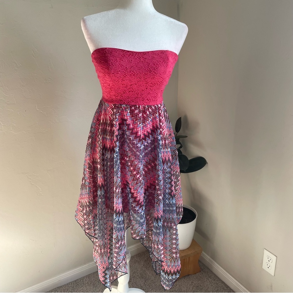 Almost Famous Y2K Strapless Pink Lance and Multicolor Fairy Dress